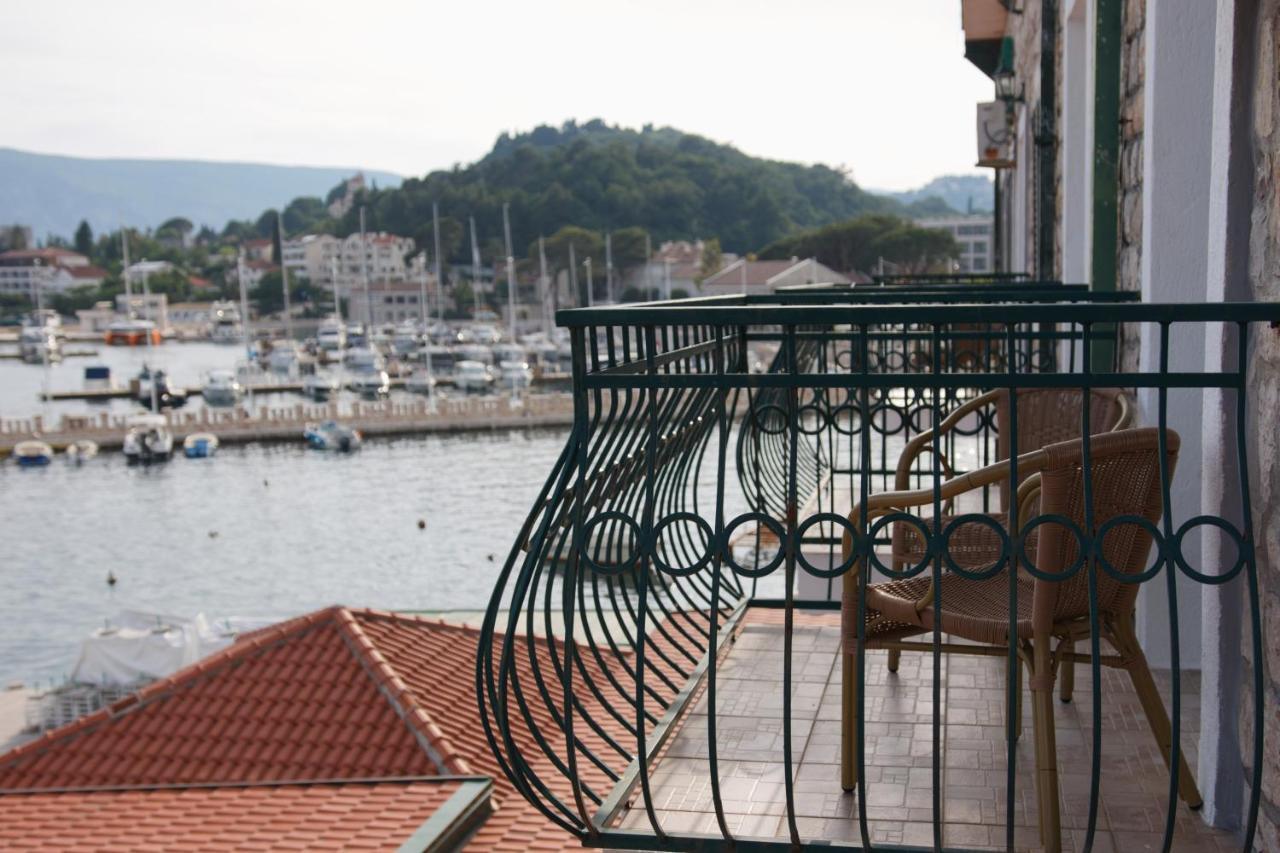Hotel RR Herceg Novi Buitenkant foto