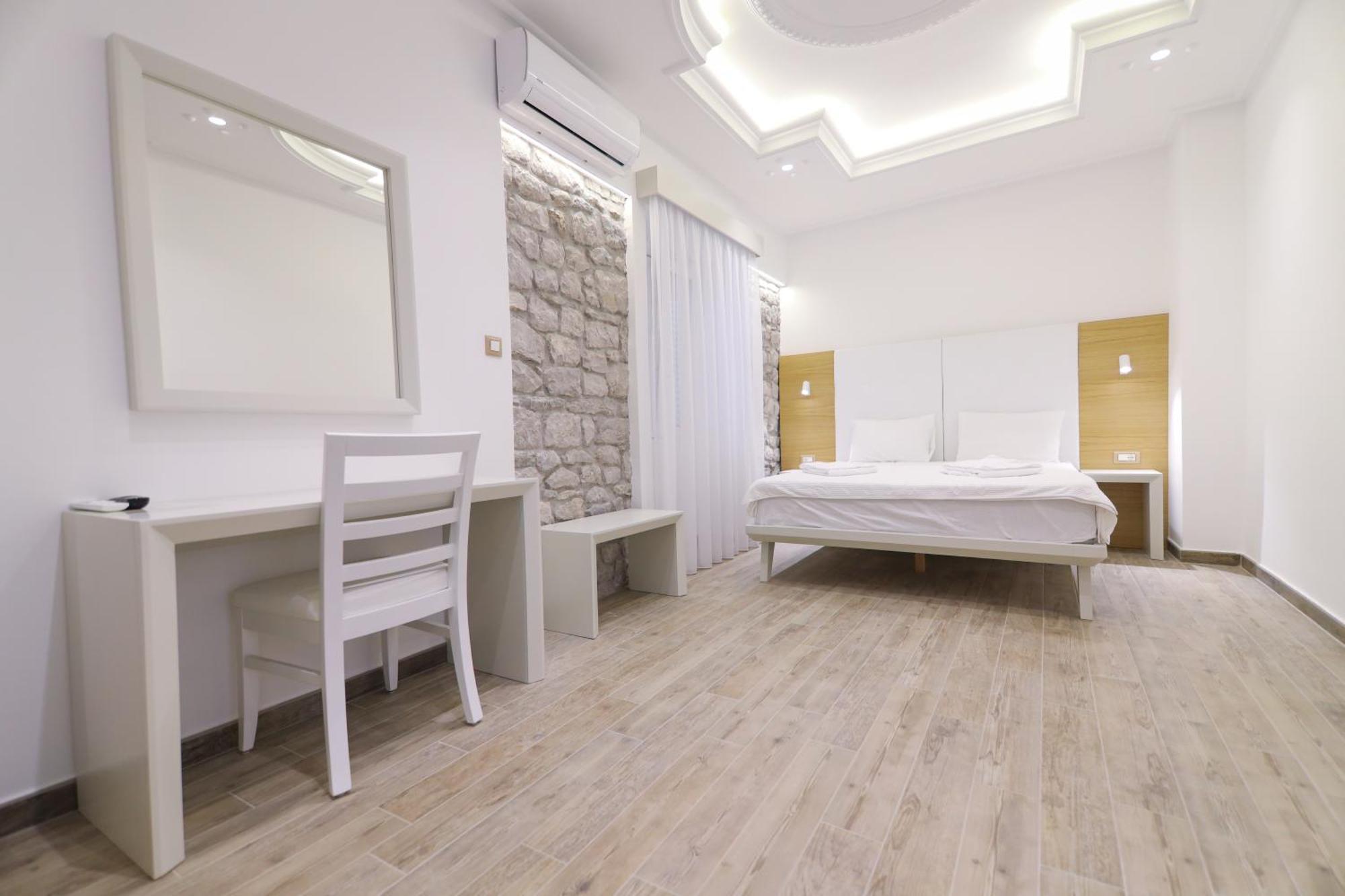 Hotel RR Herceg Novi Buitenkant foto